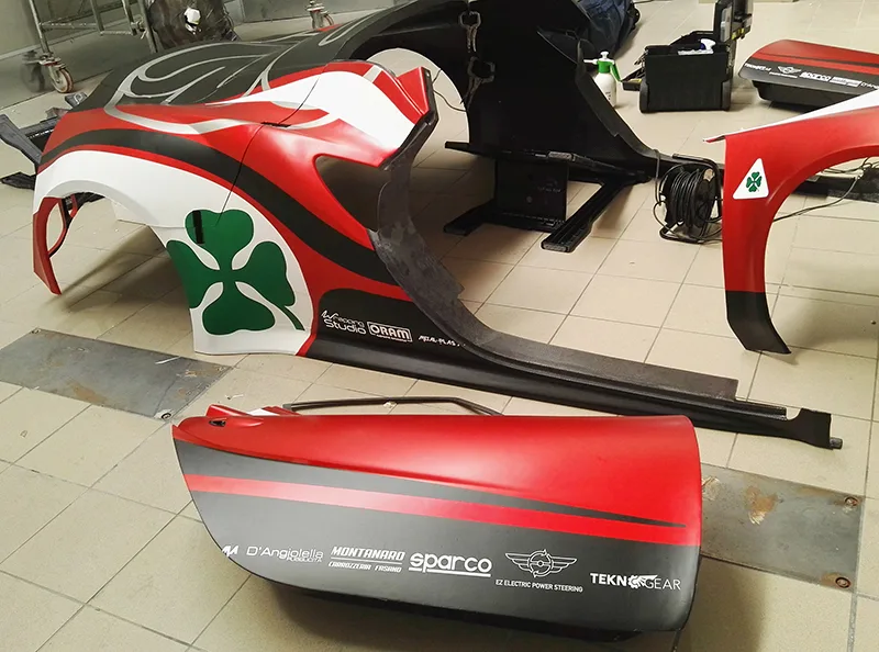 Alfa Romeo 4C - Wrapping Auto "Mg Furore AR1"