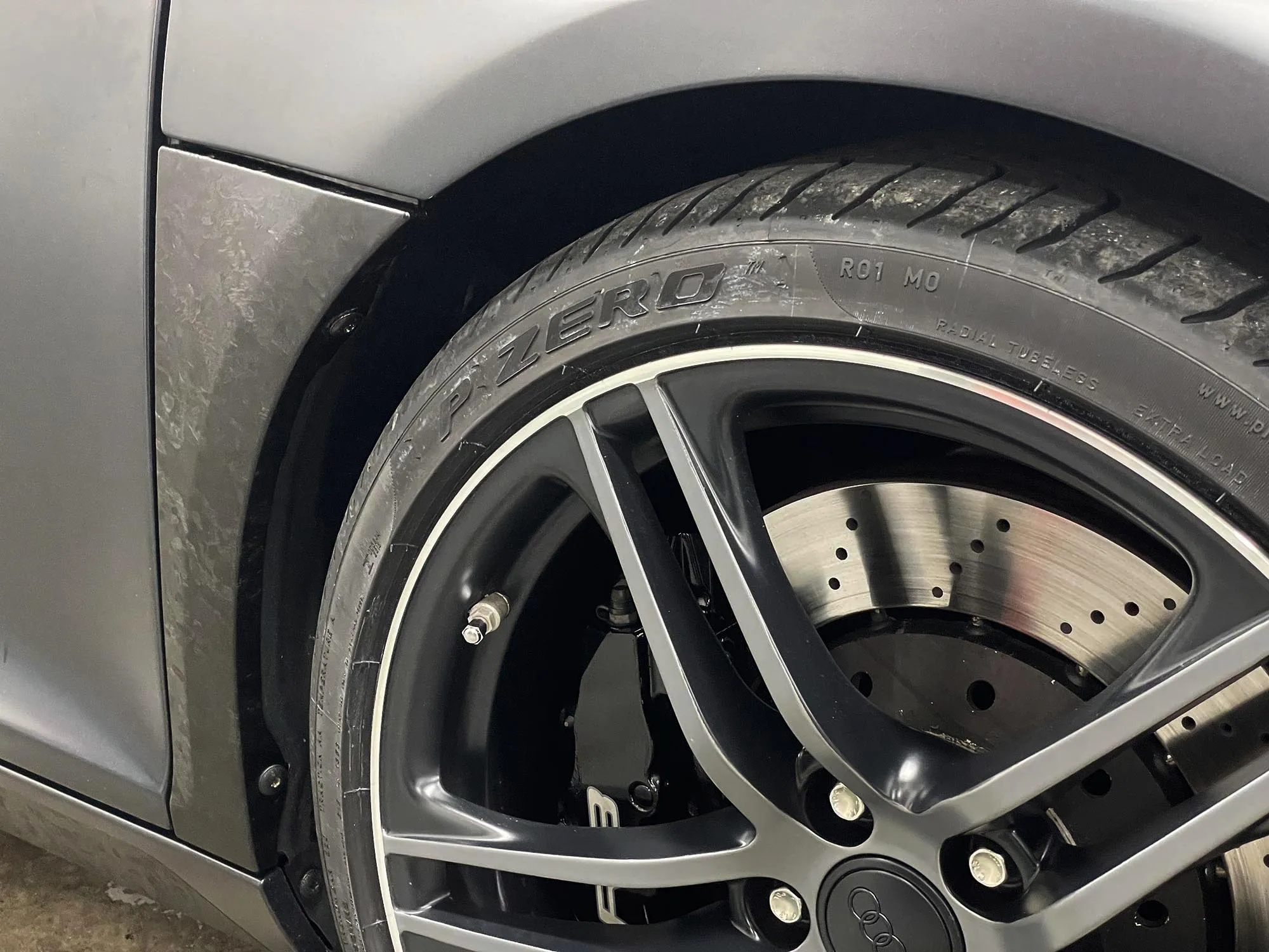 Audi R8 | Wrapping Carbon Forged