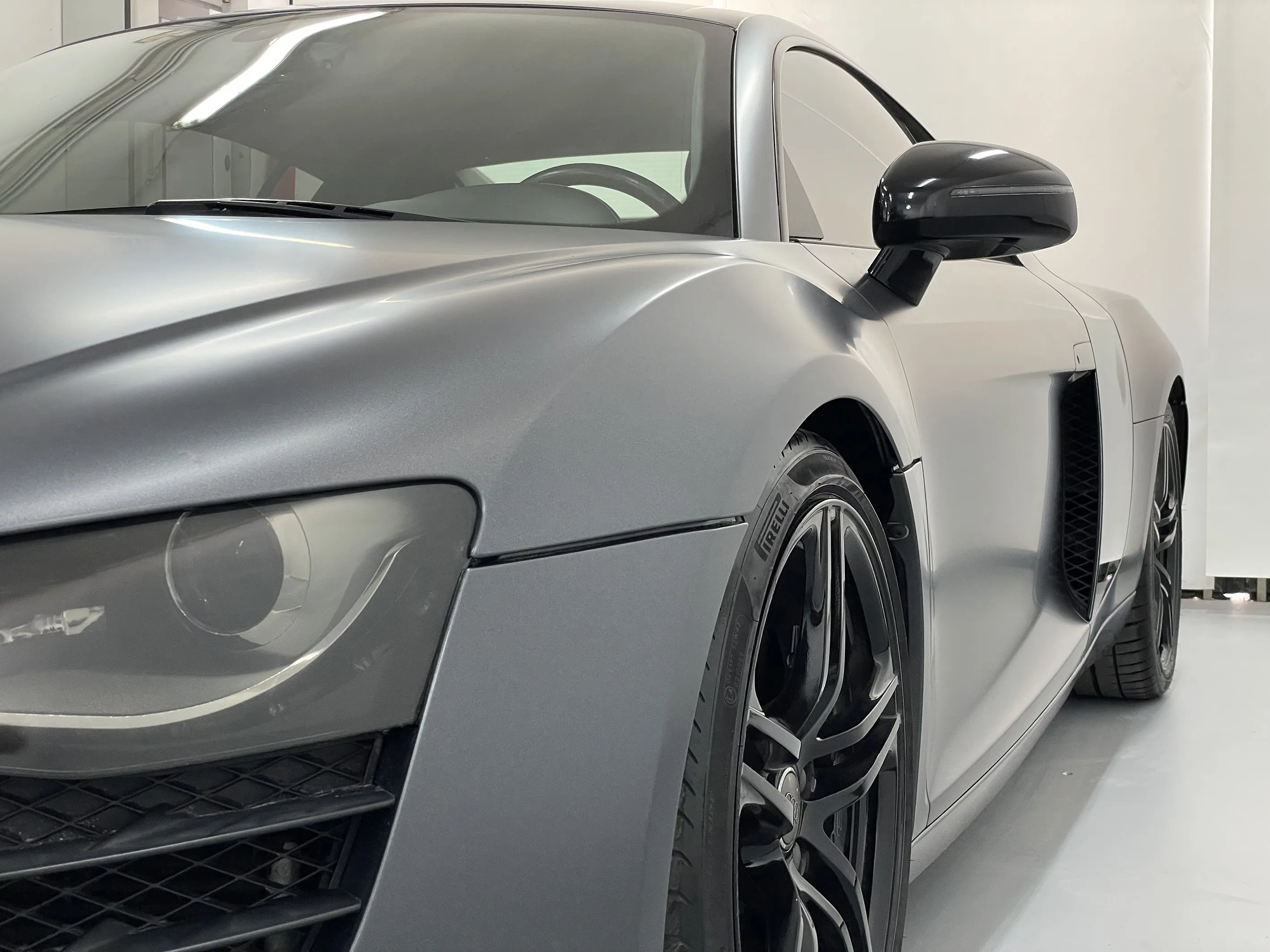 Audi R8 | Wrapping Matte Dark Charcoal