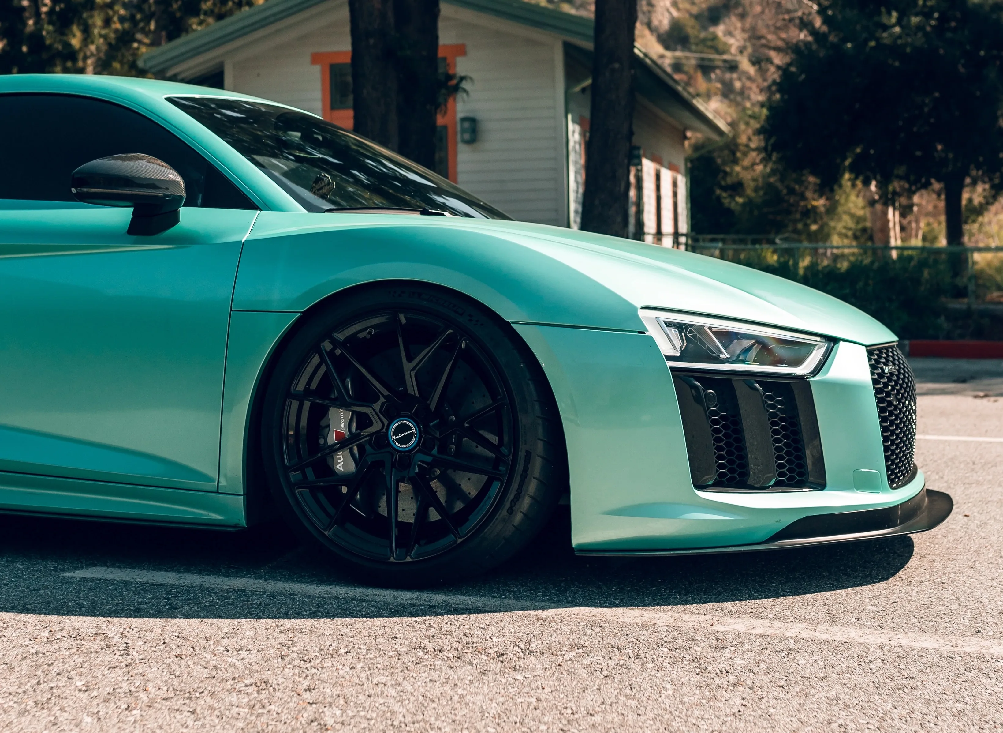 Audi R8 | Wrapping Pearl Neon Mint | Gloss Pearlescent Film