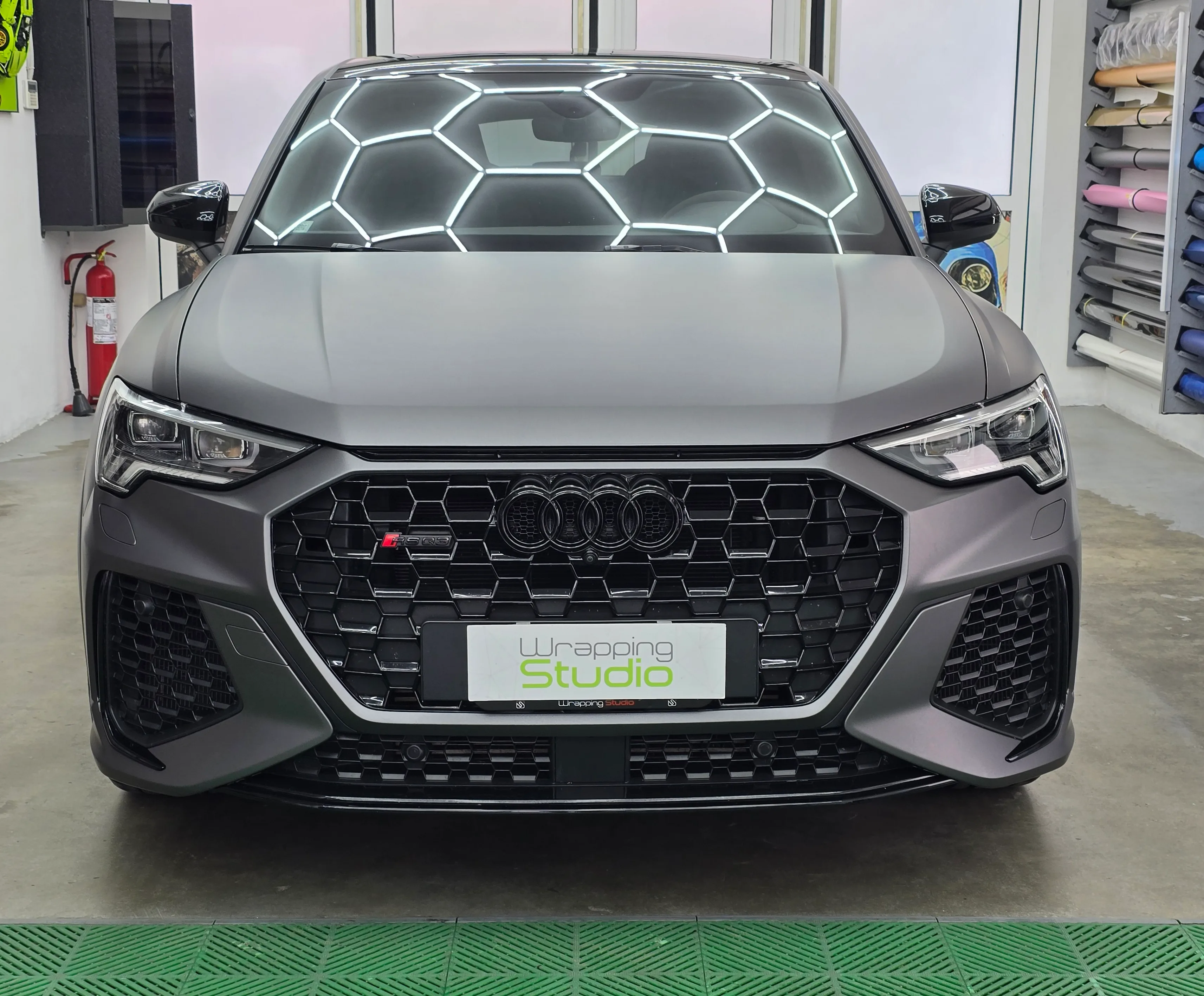 Audi RSQ3 | Wrapping Matte Dark Grey