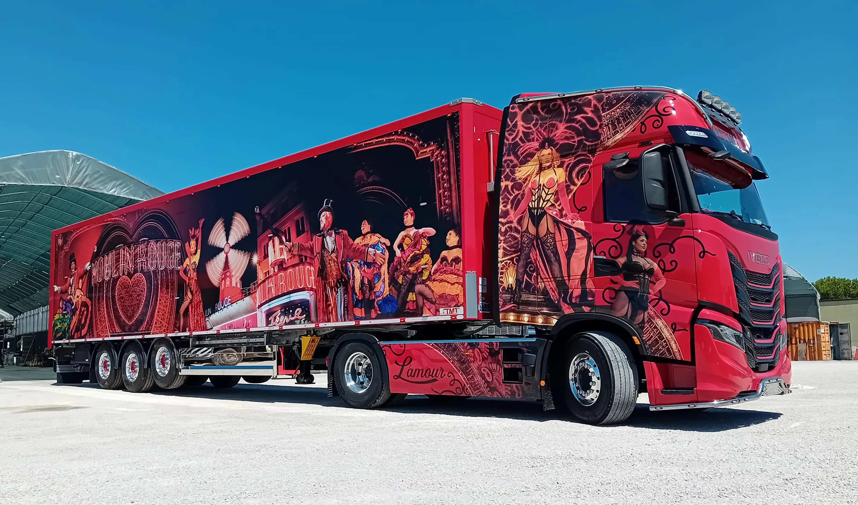 Autotrasporti Perrotti - Moulin Rouge