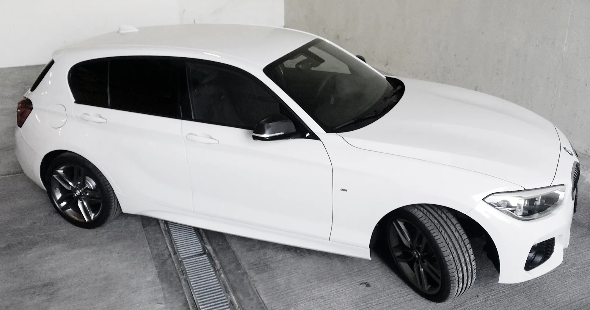 BMW Serie 1- Oscuramento Vetri / Wrapping Specchietti