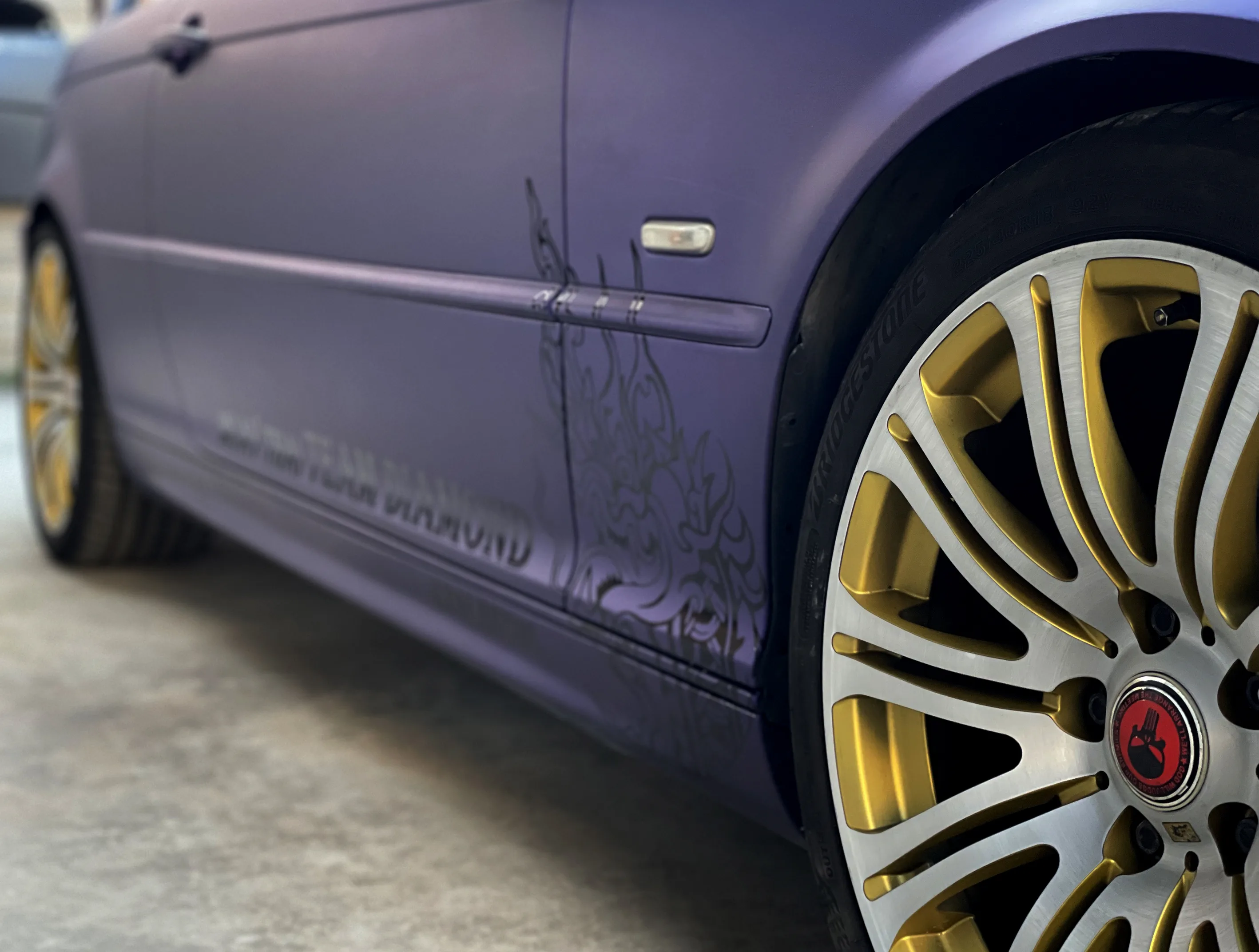 BMW Serie 3 | Matte Metallic Purple