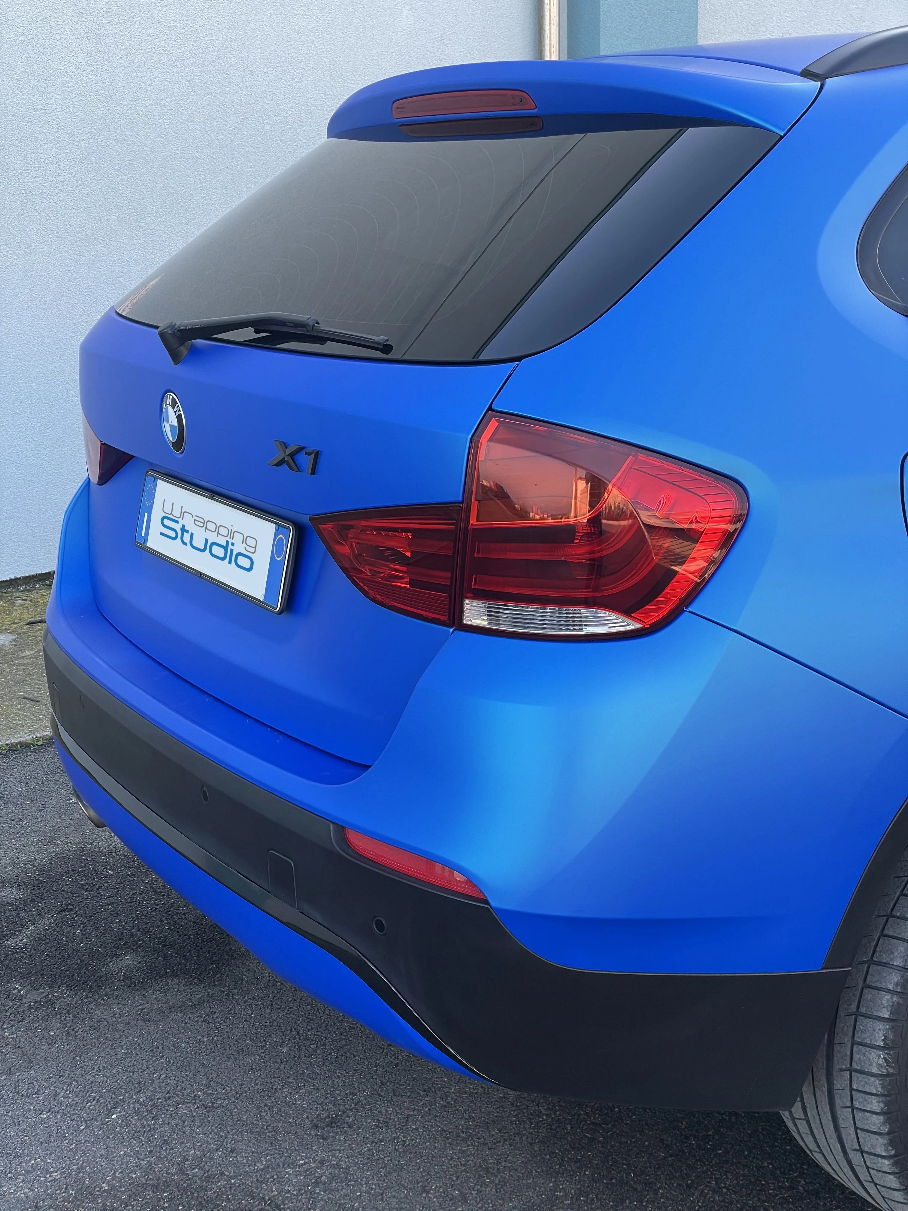 Bmw X1 | Car Wrapping Ghost Metallic Azure Blue