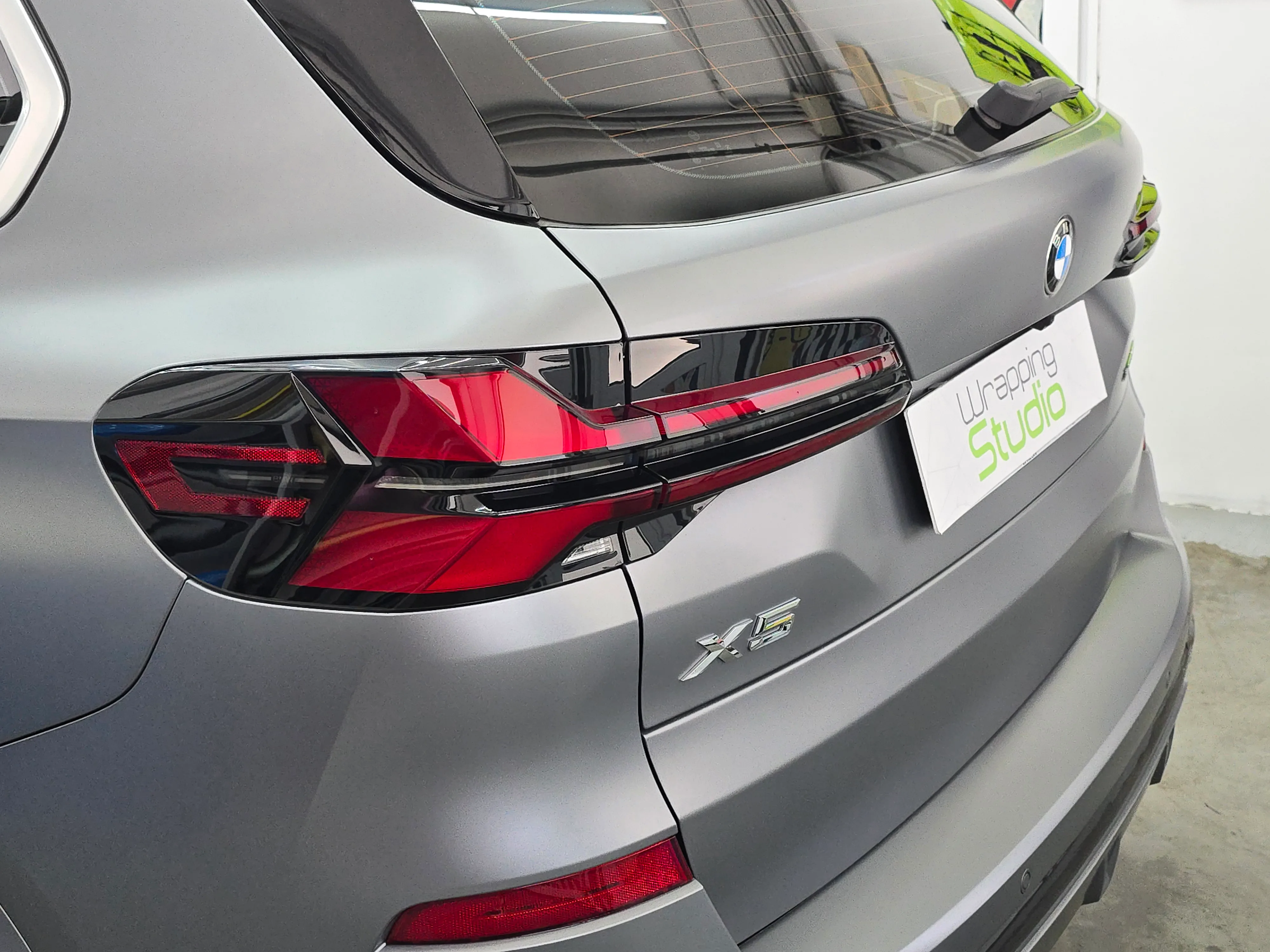 BMW X5 M - PPF & OSCURAMENTO