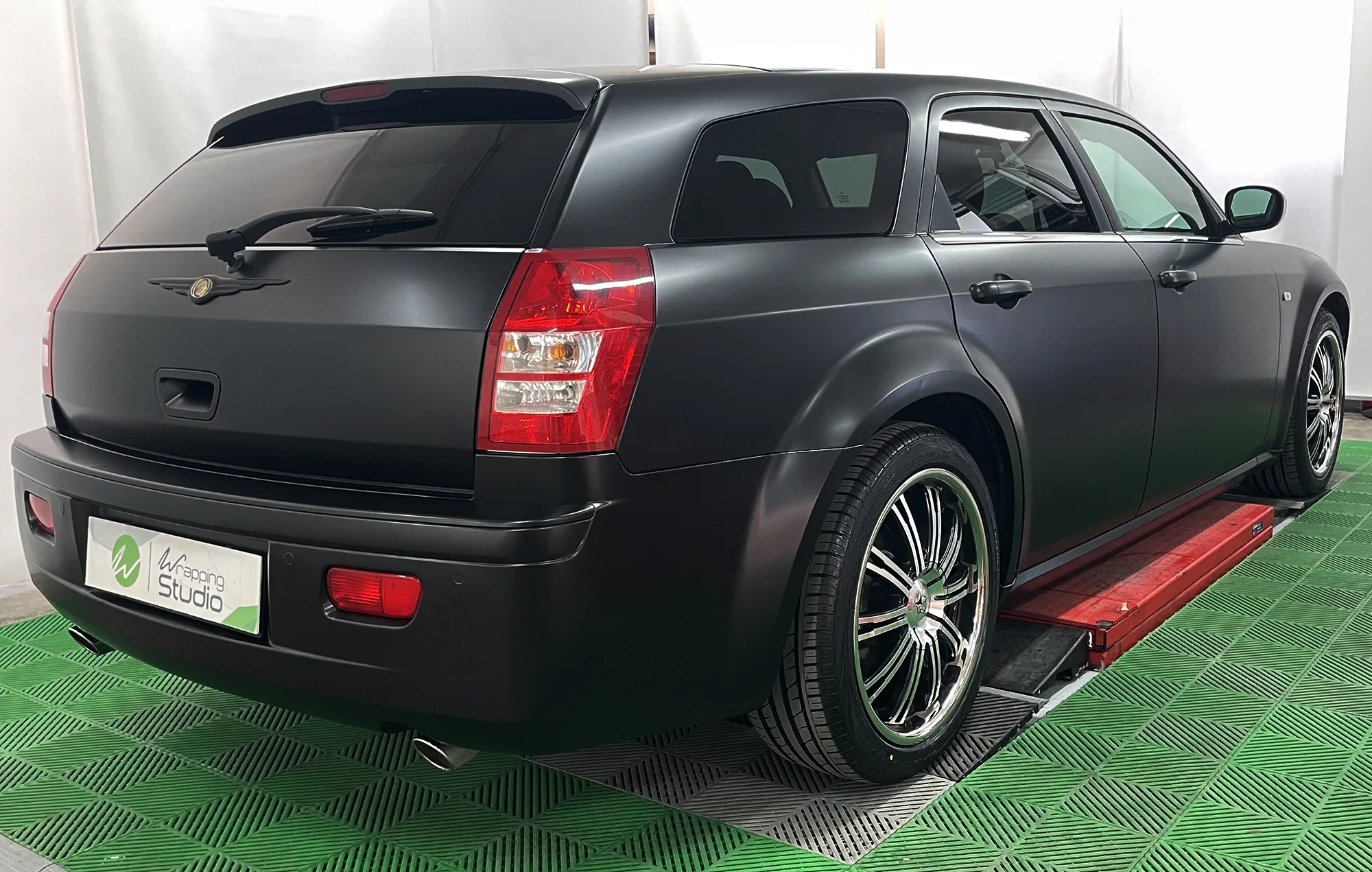 Chrysler 300 Touring | Wrapping Satin Black