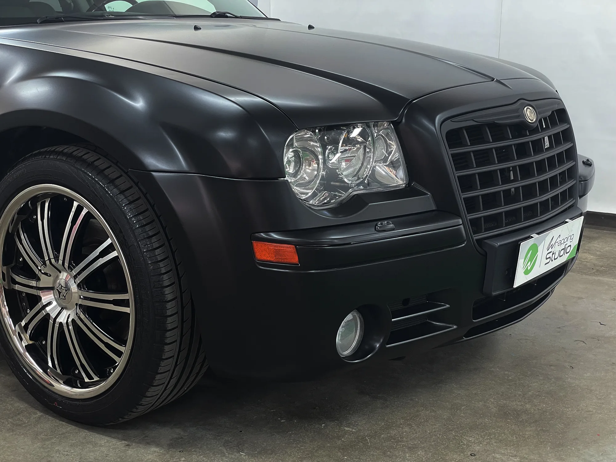 Chrysler 300 Touring | Wrapping Satin Black