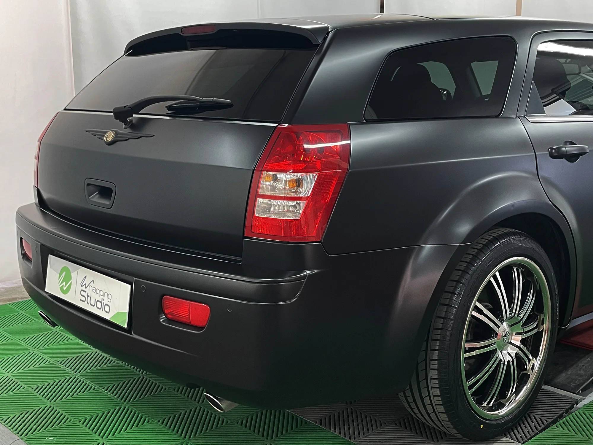 Chrysler 300 Touring | Wrapping Satin Black