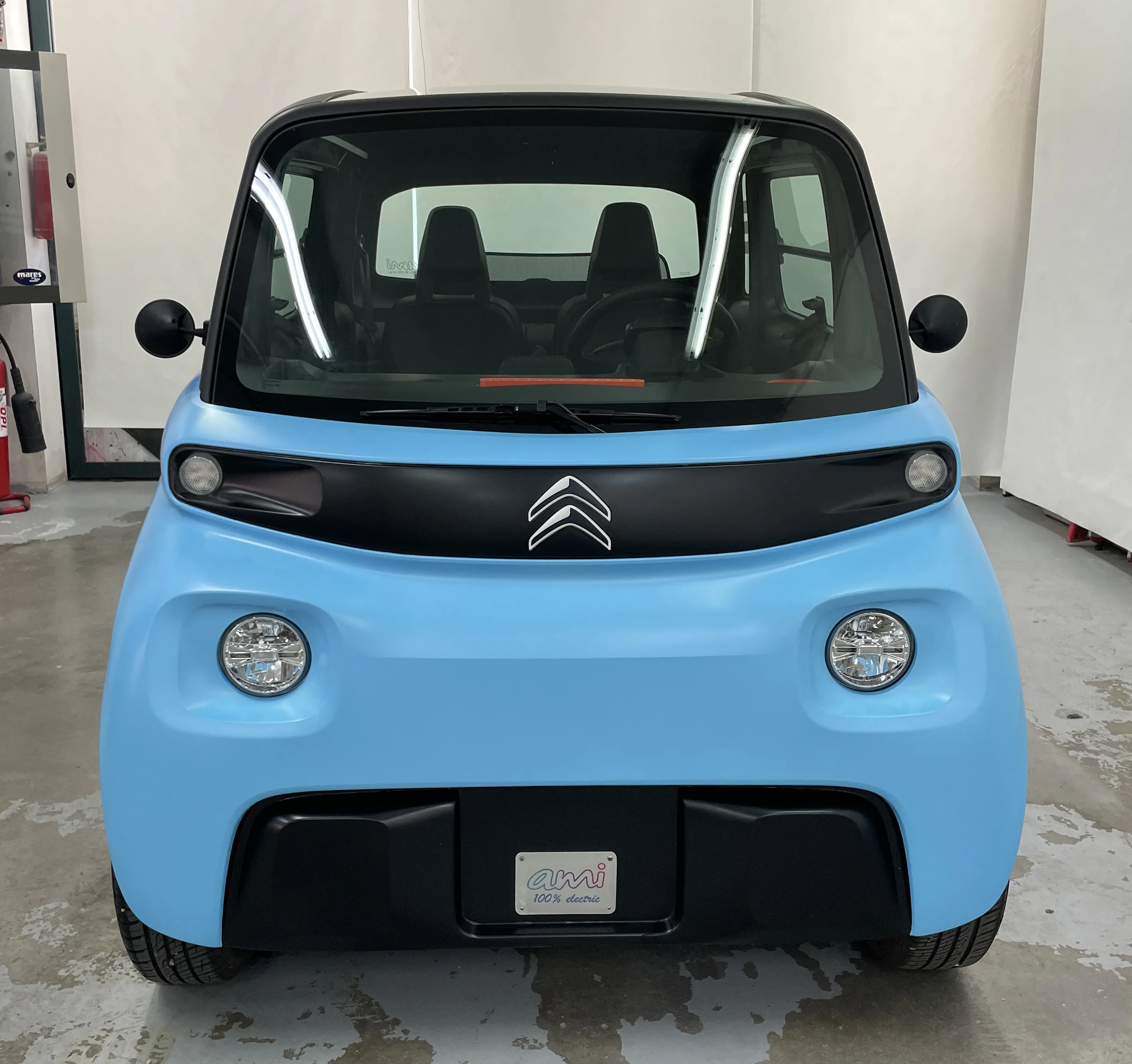 Citroen AMI | Wrapping Gradient