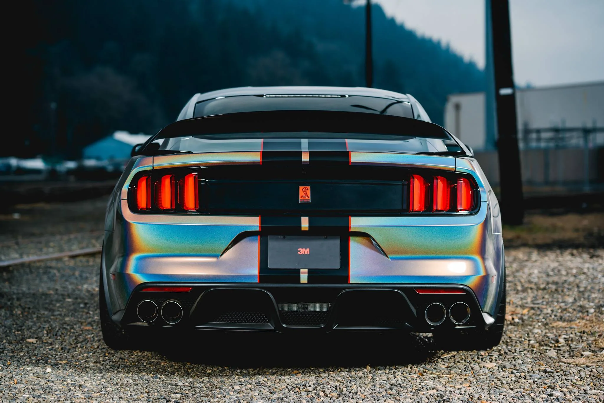 Ford Mustang - Car wrapping Gloss Psychedelic GP281 3M