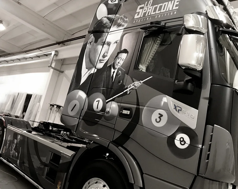 Iveco Stralis XP 510 - Pellicola Personalizzata Lo Spaccone
