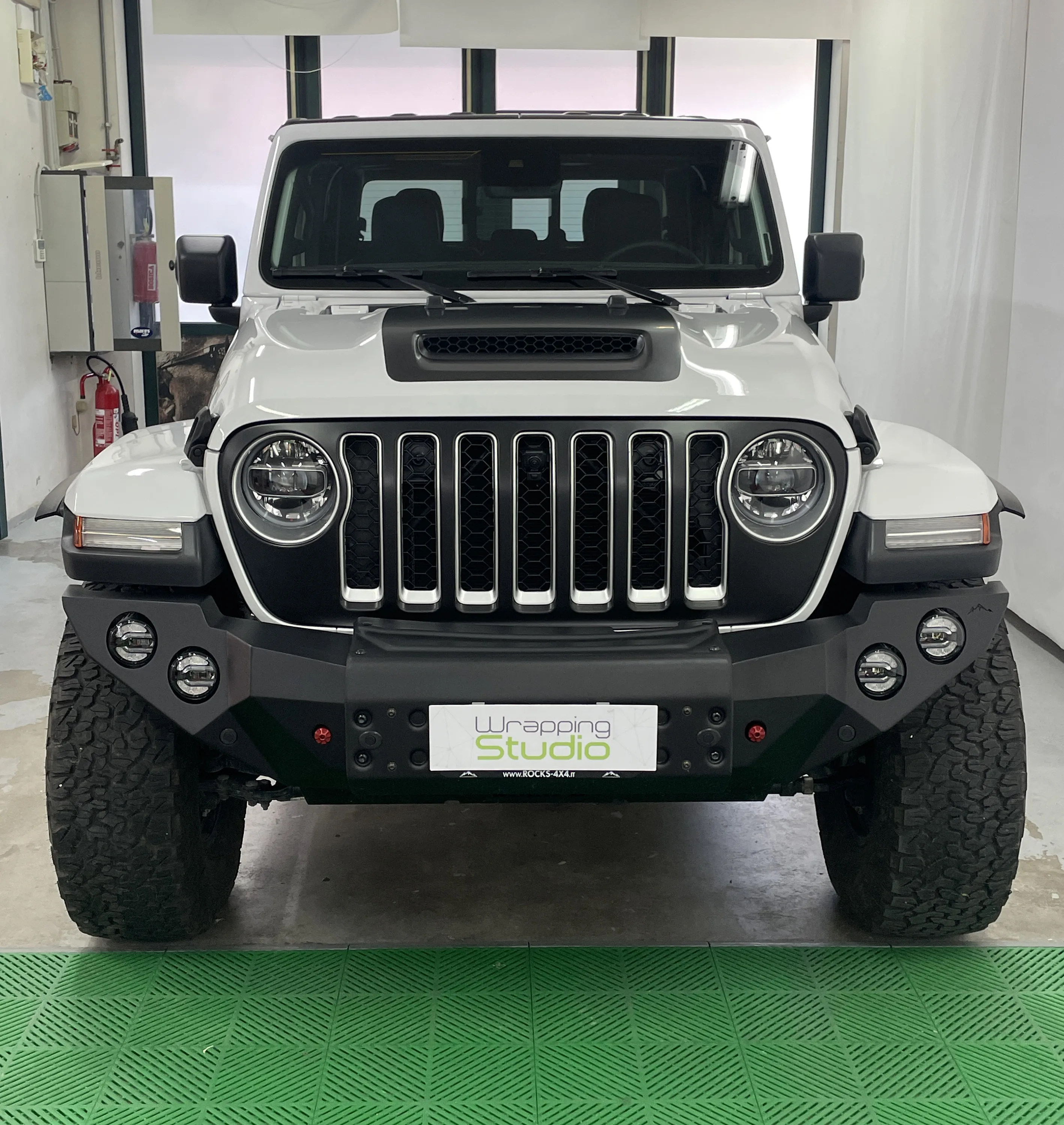 Jeep Gladietor | Custom Design