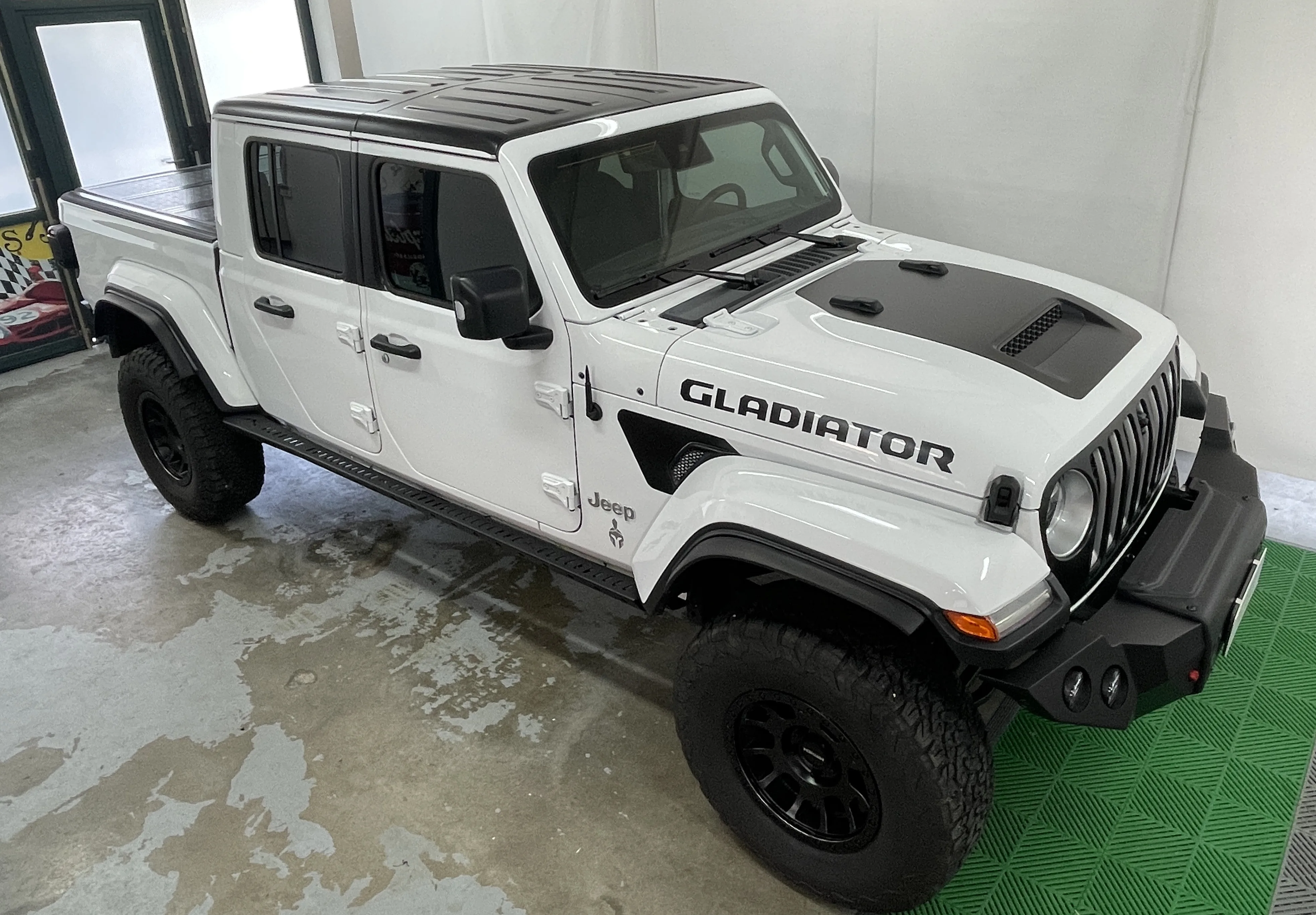 Jeep Gladietor | Custom Design