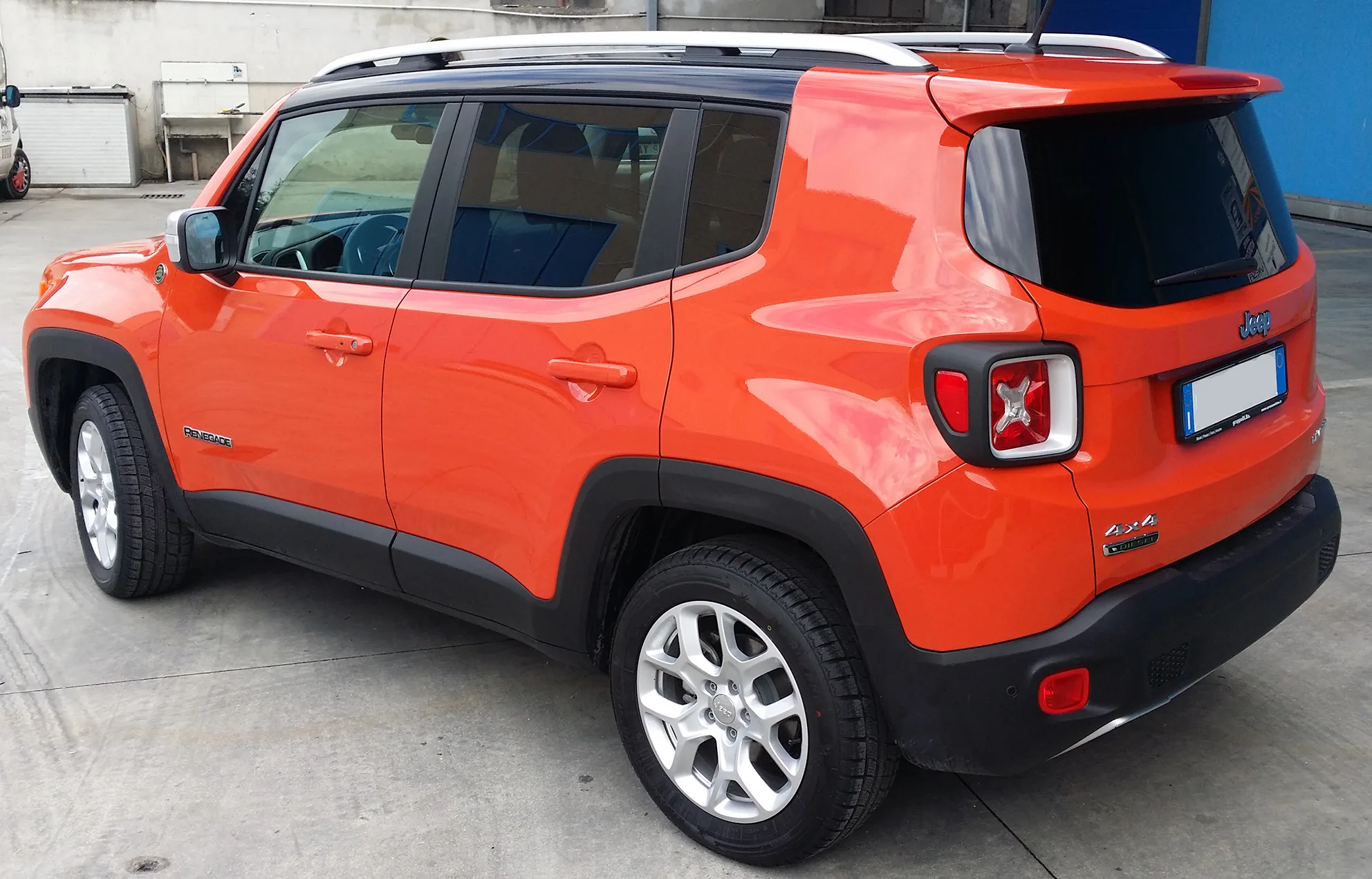 Jeep Renegade  -Wrapping Tettino Nero Lucido