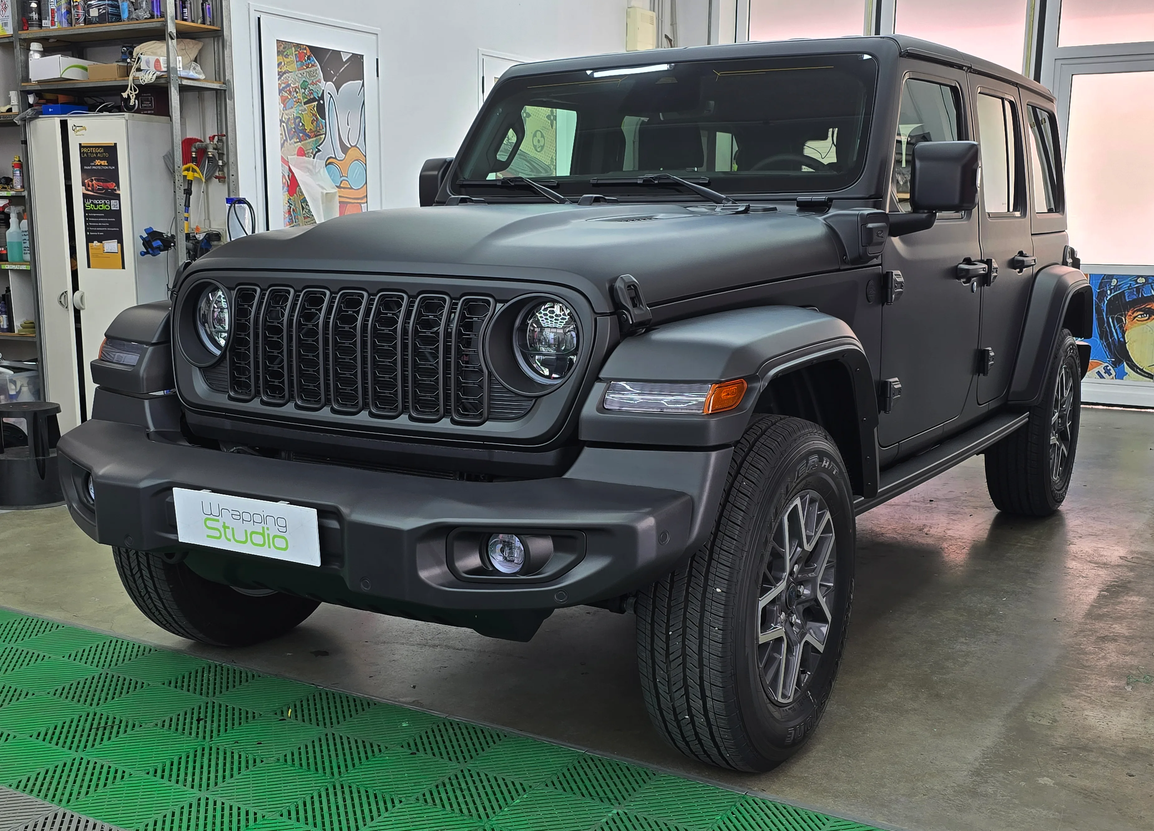 Jeep Wrangler Sahara | Wrapping Matte Deep Black