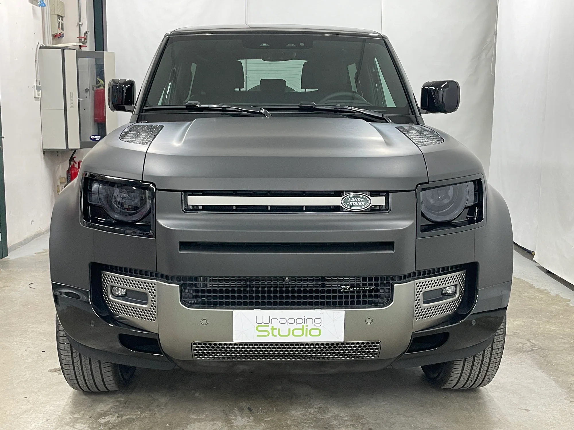 Land Rover Defender 90 | Car Wrapping