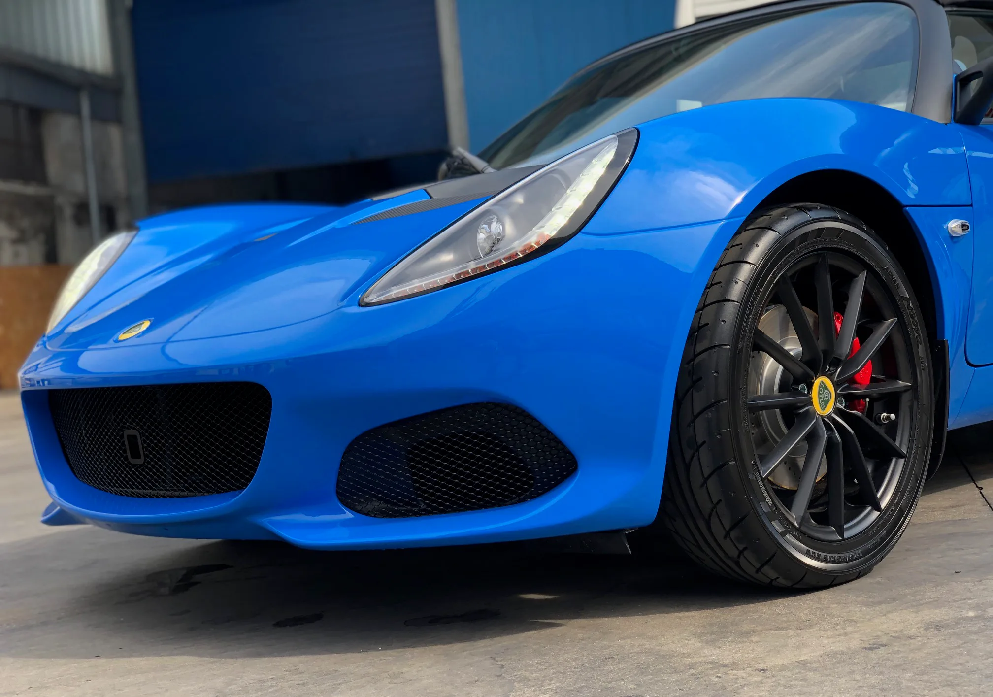 Lotus Elise 220 Sport - Car Detailing
