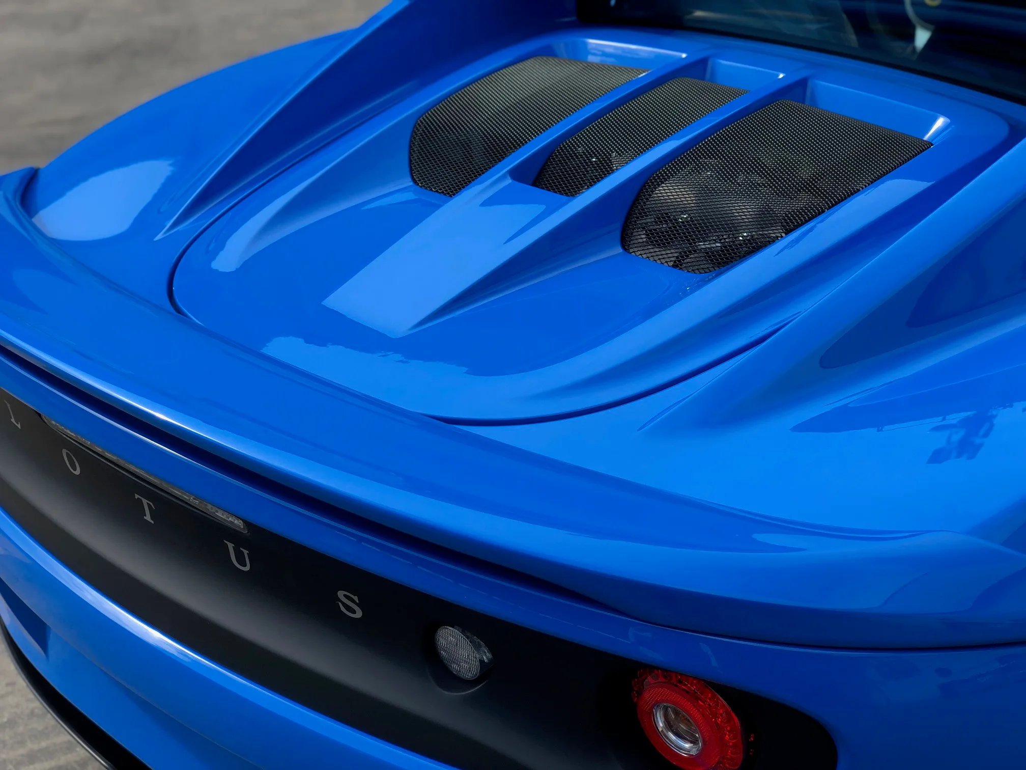 Lotus Elise 220 Sport - Car Detailing