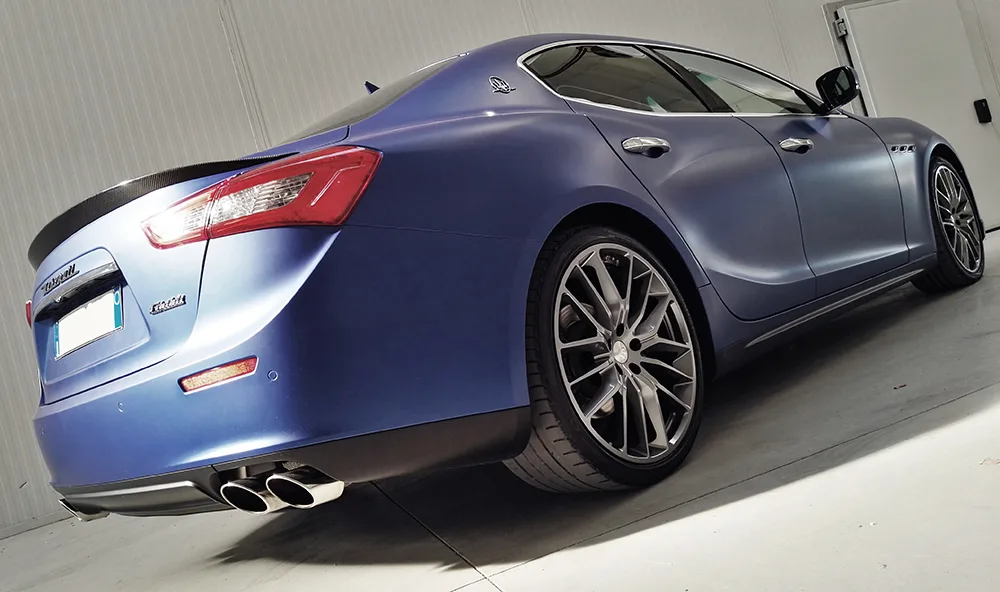 Maserati Ghibli - Wrapping Auto "Deep Ocean Blue"