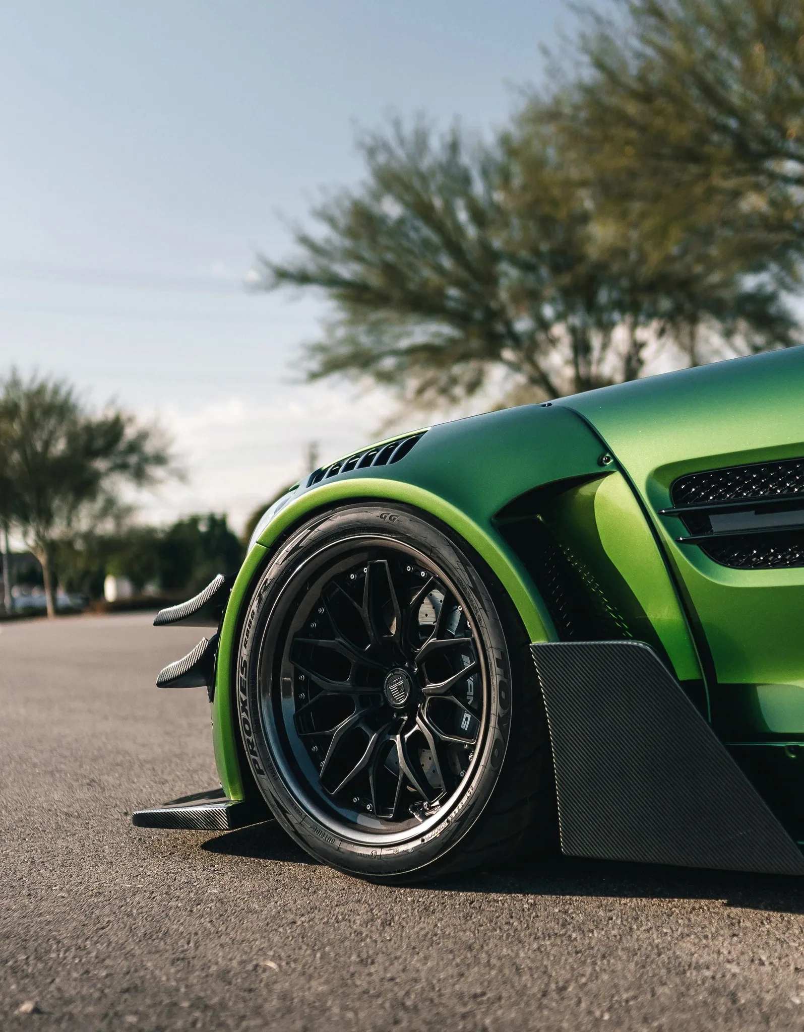 Mercedes AMG GT | Wrapping Metallic Mamba Green | Super Gloss Film