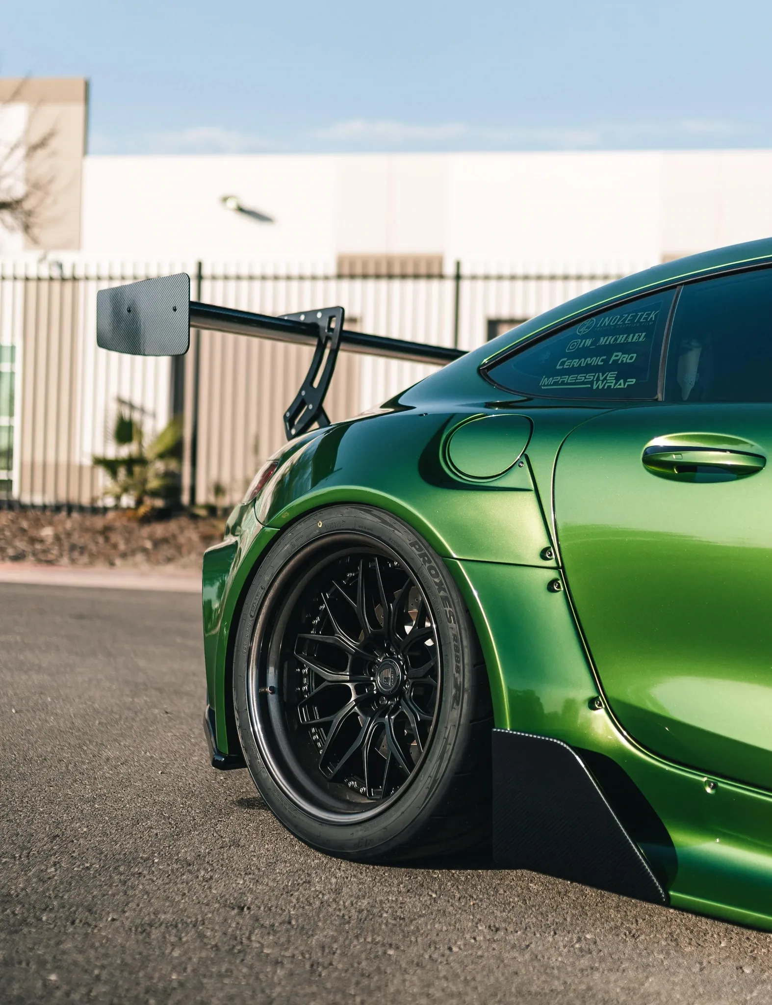 Mercedes AMG GT | Wrapping Metallic Mamba Green | Super Gloss Film