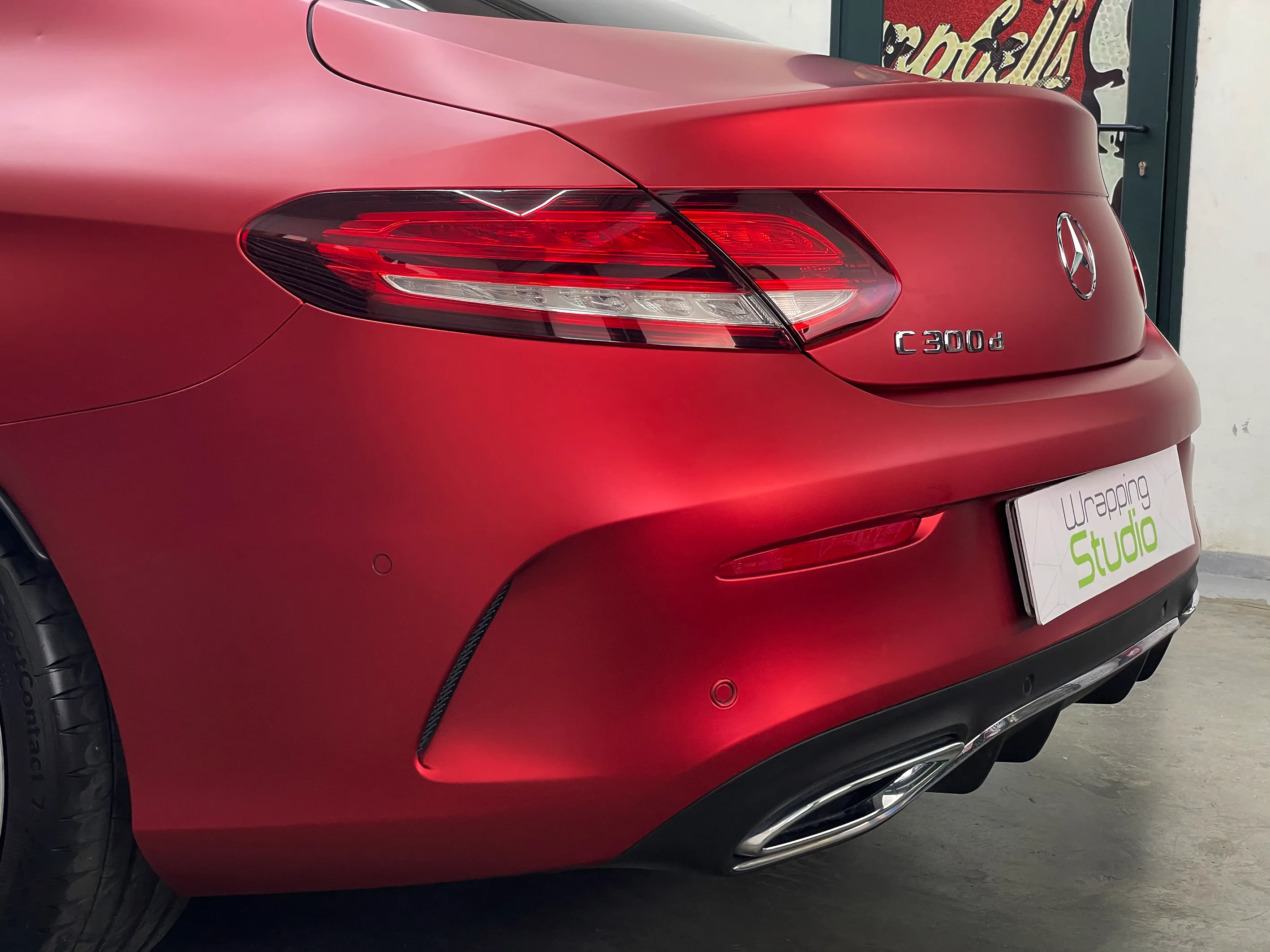 Mercedes Classe C | Wrapping Satin Candy Fire Red