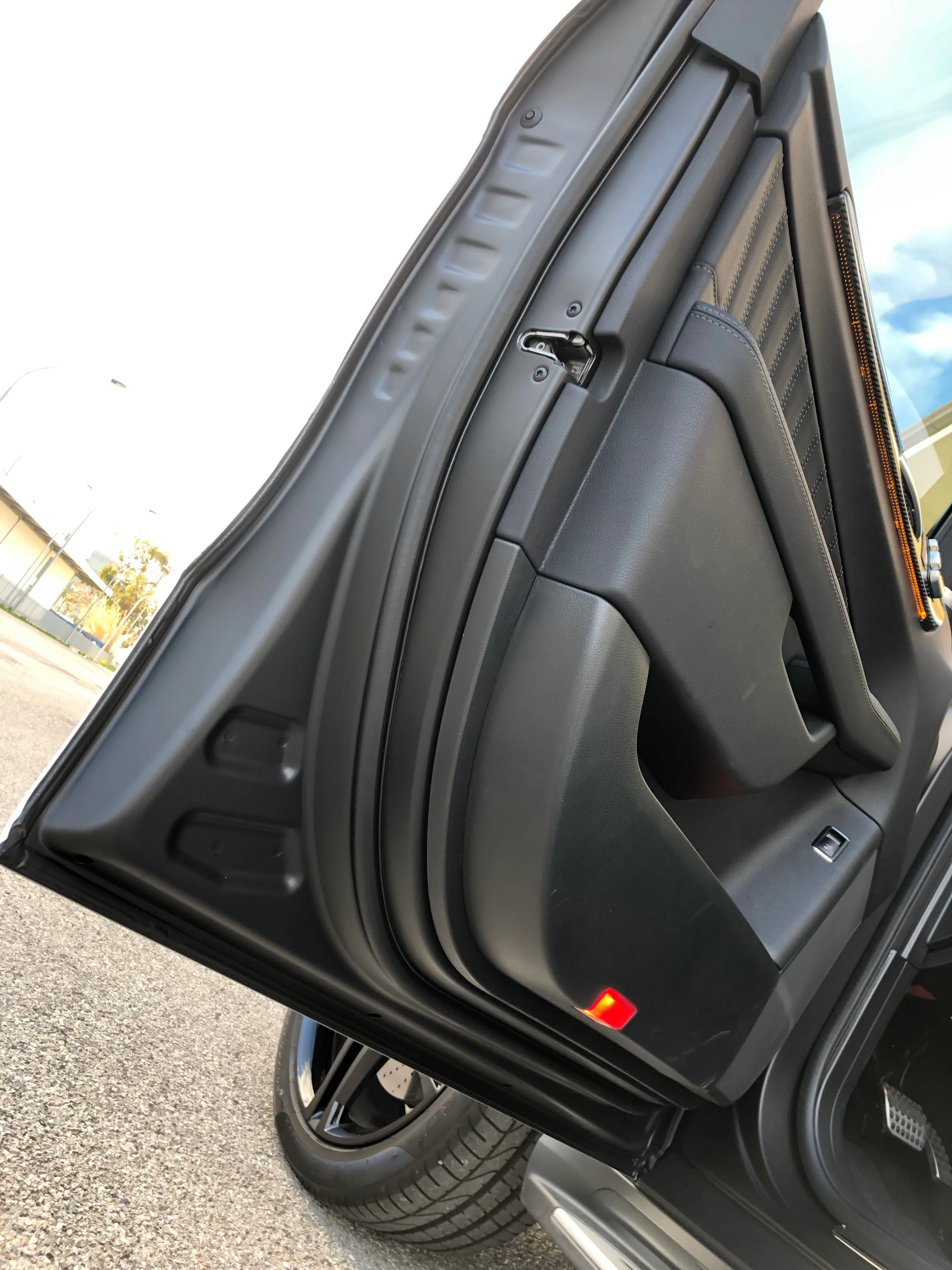 Mercedes GLE 43 AMG - Wrapping 3M Satin Frozen Vanilla