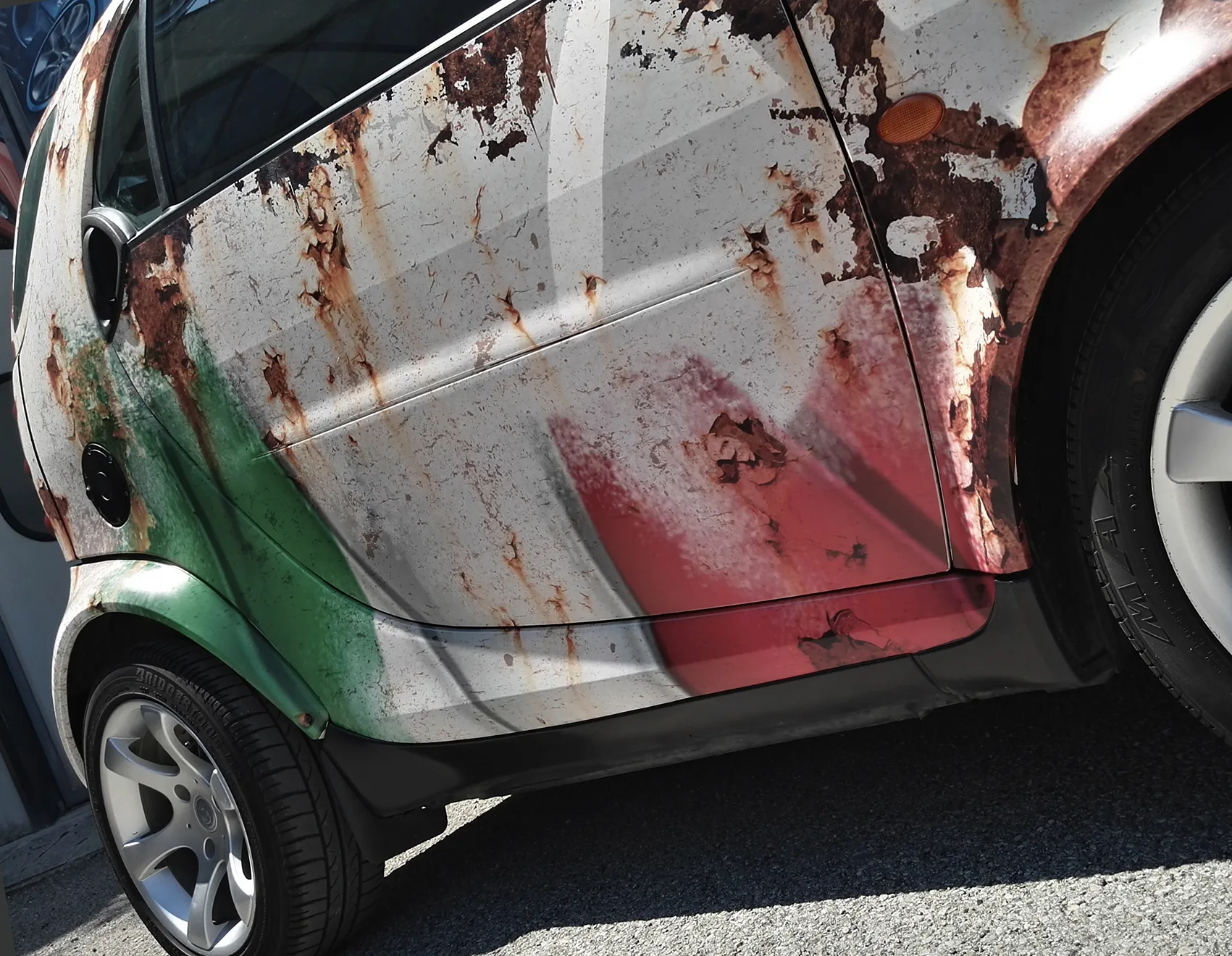 Mercedes Smart - Car Wrapping Effetto Italy Rust