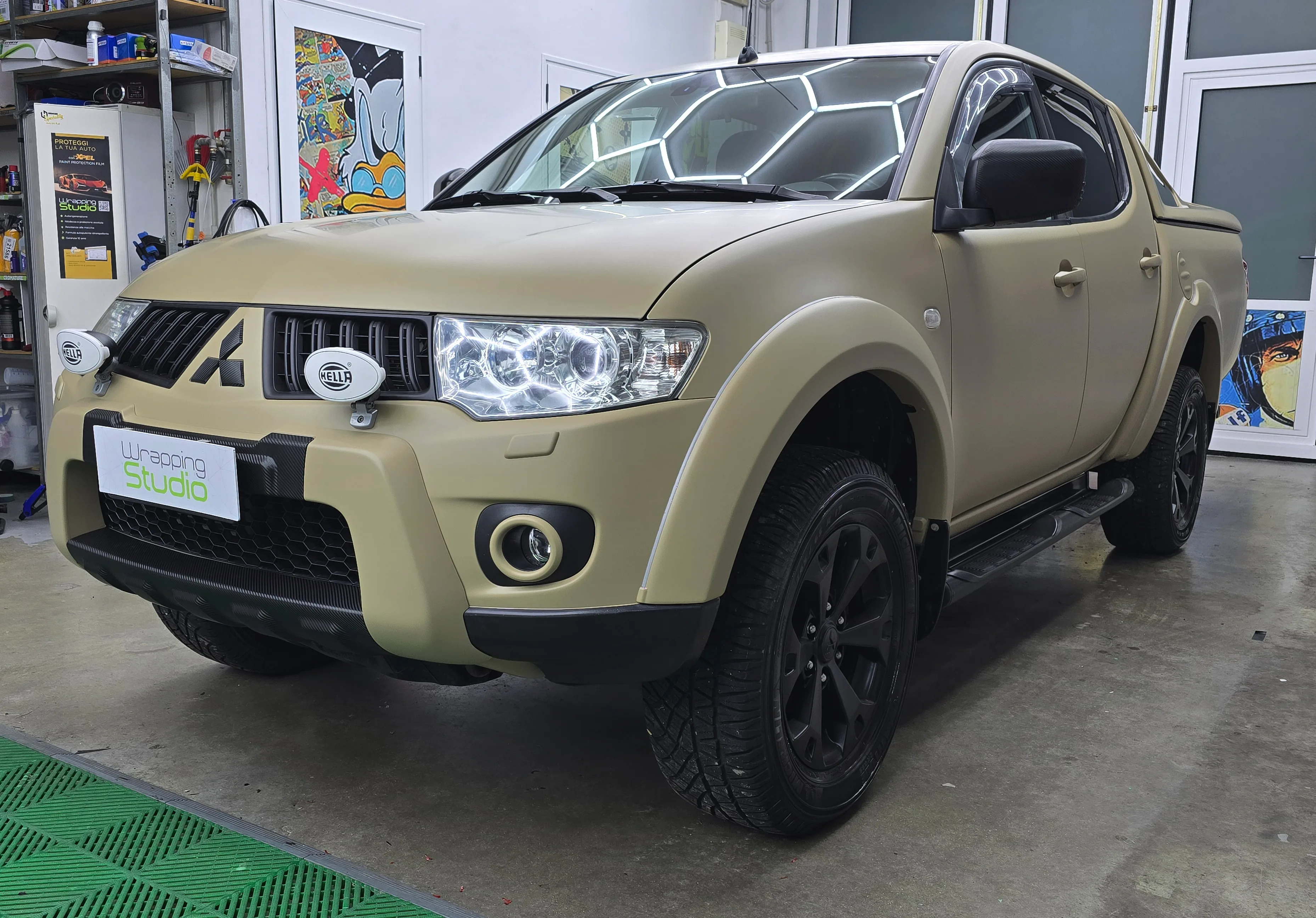 Mitsubishi L200 | Car Wrapping Satin Sandstorm