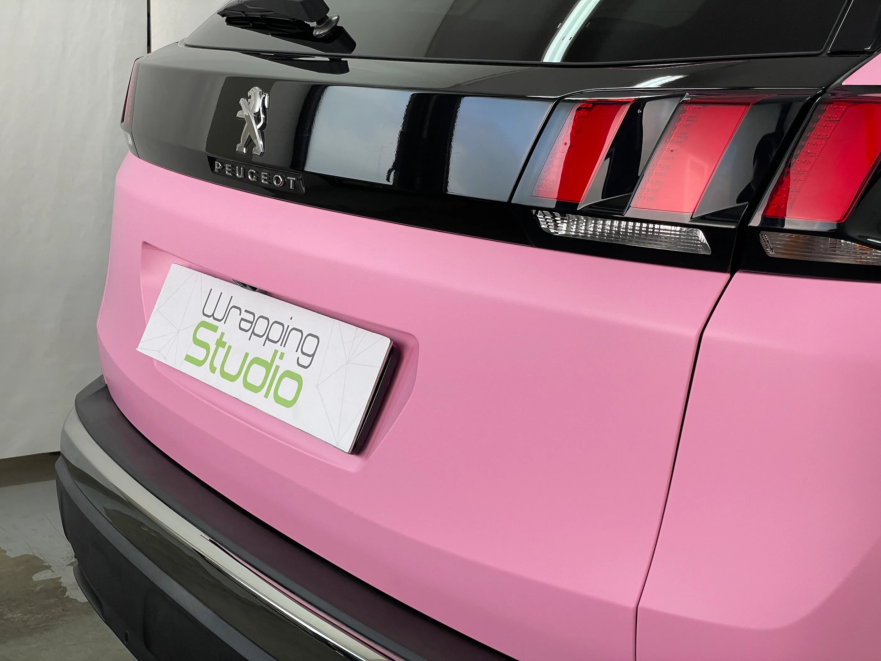 Peugeot 3008 | Wrapping Satin Kirby Pink
