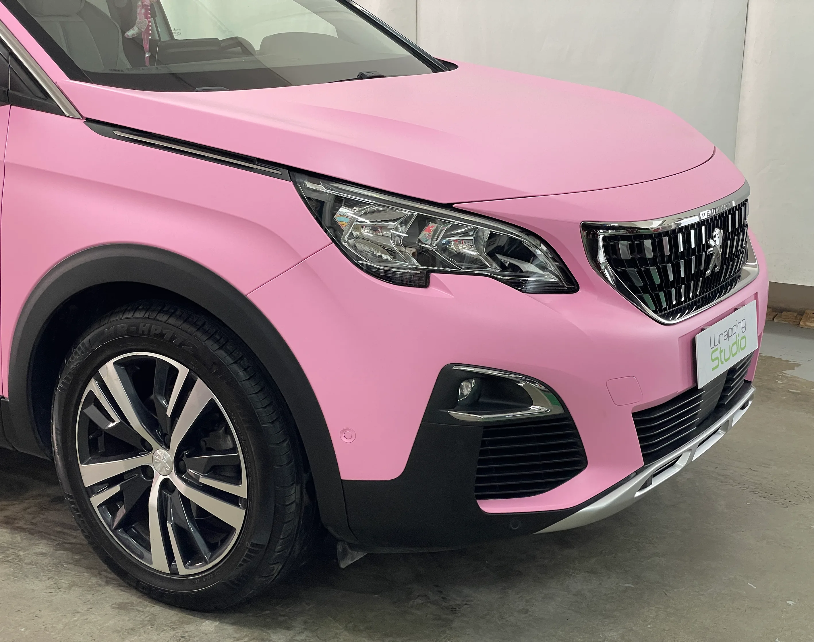 Peugeot  3008 | Satin Kirby Pink