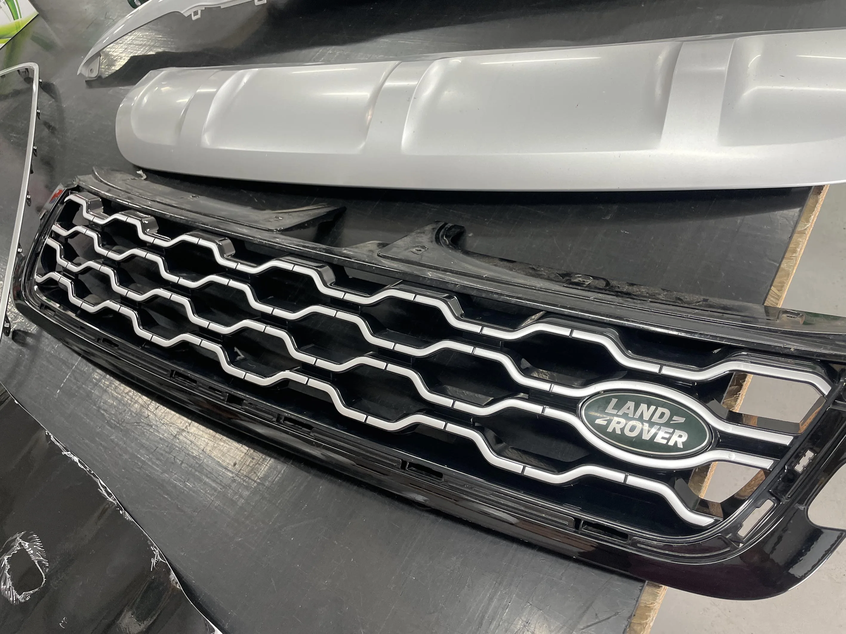 Range rover Evoque | Dechrome