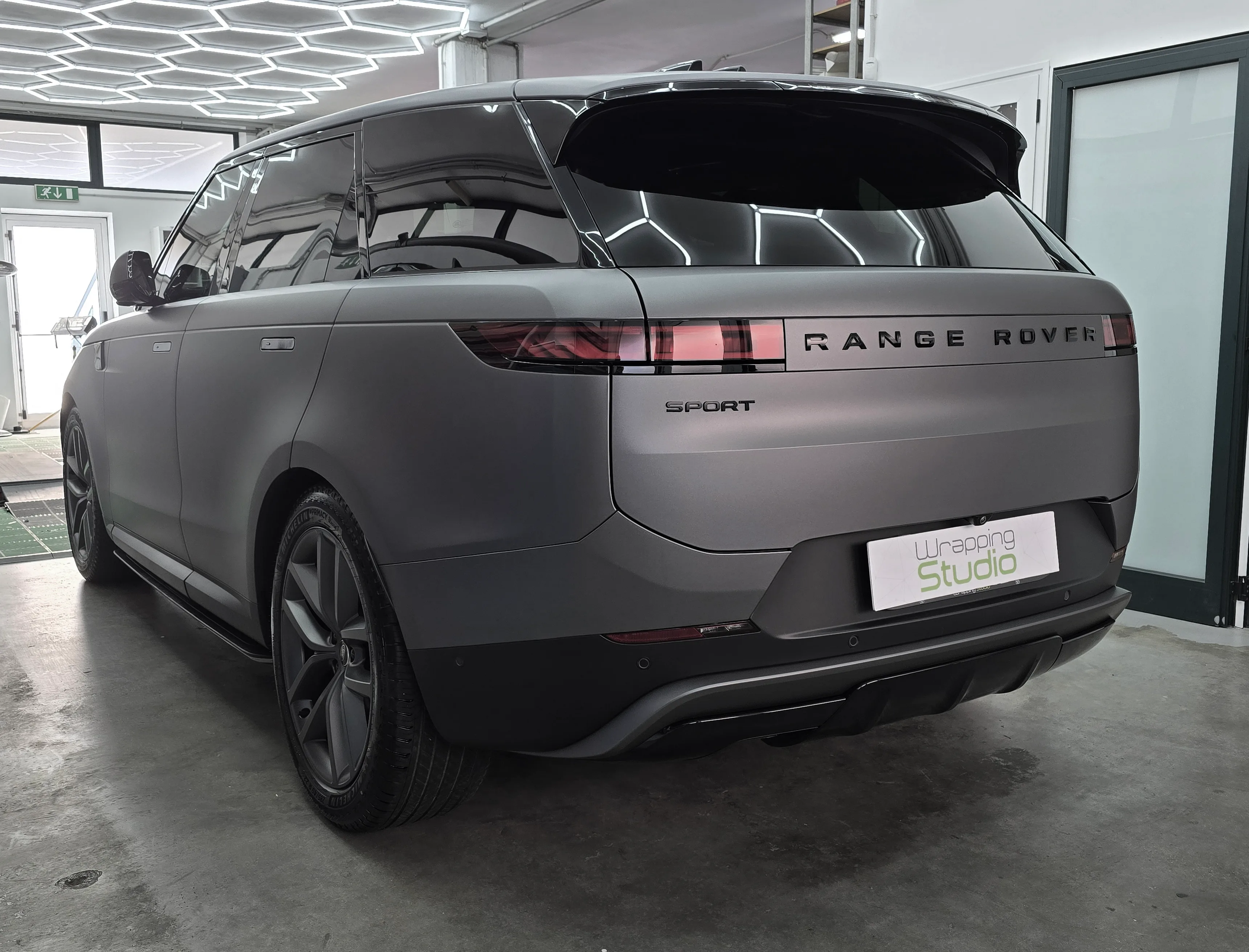 Range Rover Sport | Wrapping Matte Dark Grey