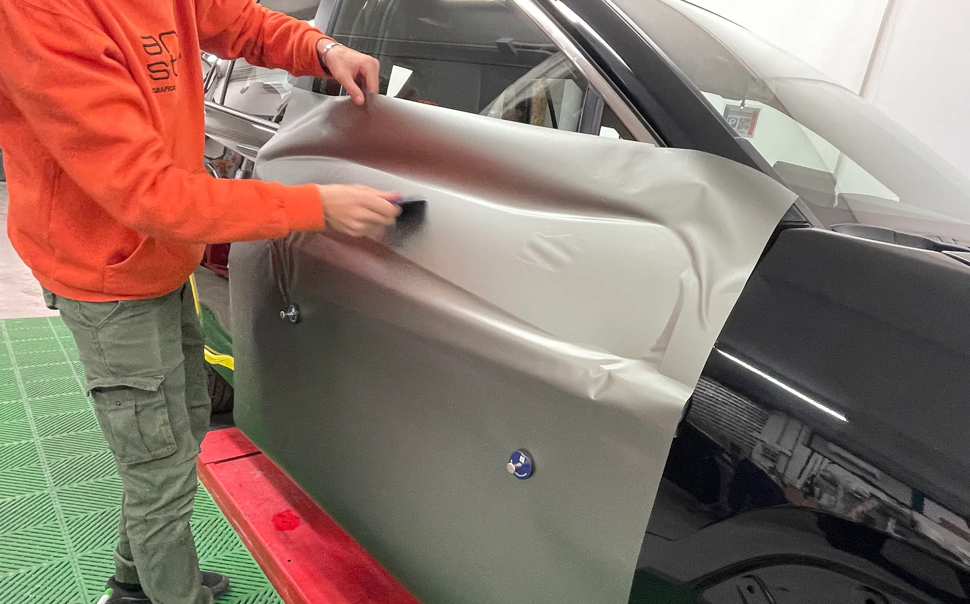 Suzuki Across | Wrapping Ghost Khaki
